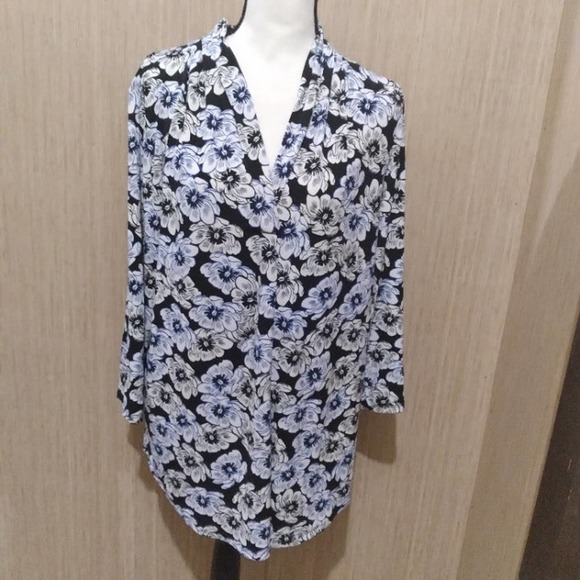Charter Club floral v-neck blouse sz XXL - Picture 1 of 5